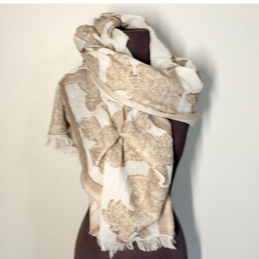 Badgley Mischka Cream and Gold Patterned Scarf